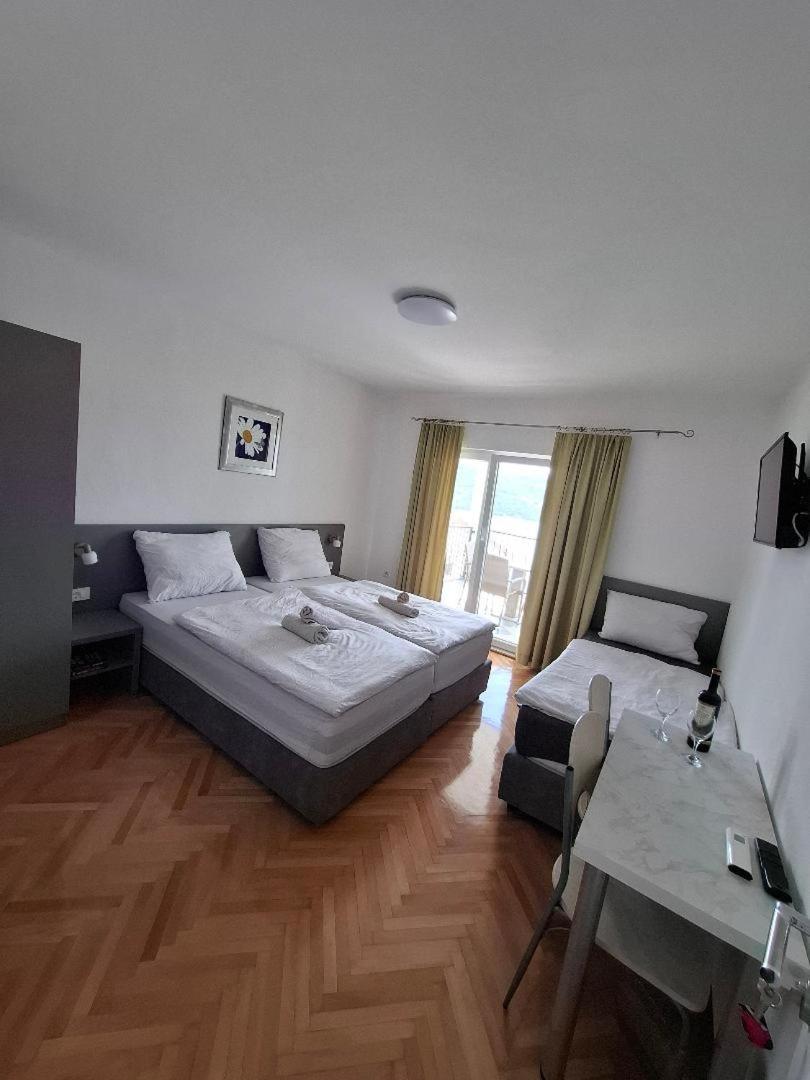 Apartments & Rooms Leon Neum Bagian luar foto